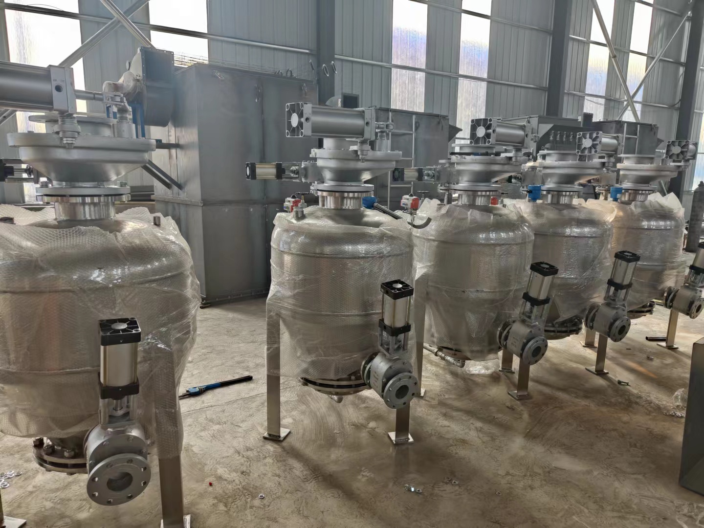 鑫魯泉盛 鑫魯泉盛